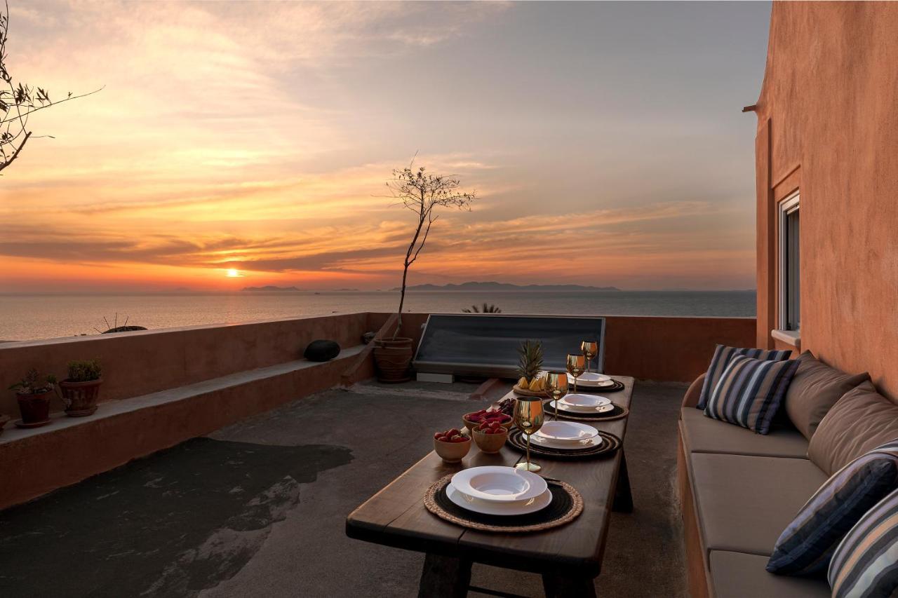 Villa Oasis Oia With Caldera View Екстериор снимка